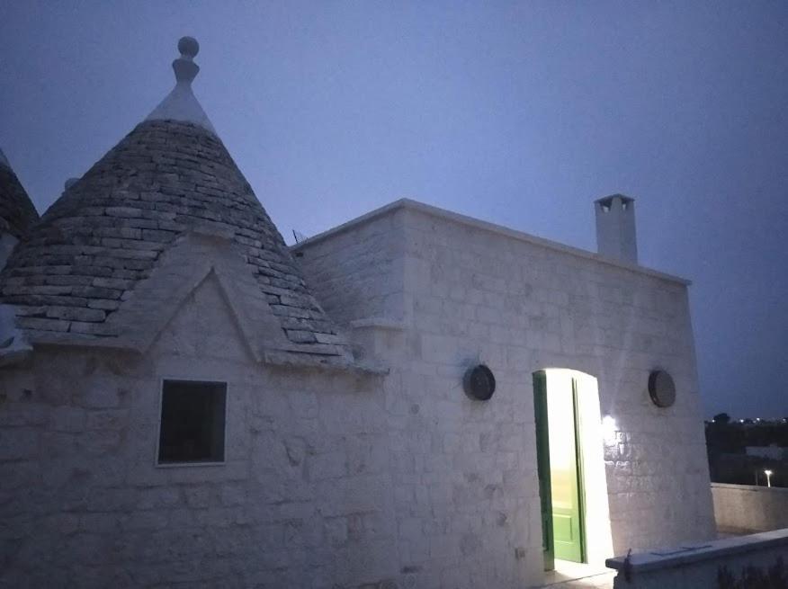 Trullo Le Tre Sorelle Guest House Cisternino Luaran gambar