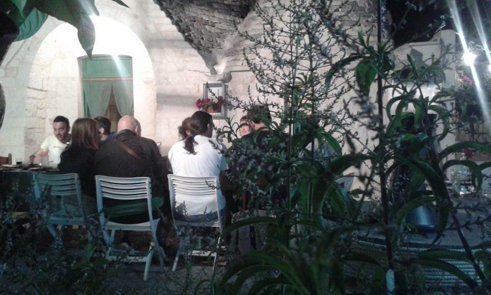 Trullo Le Tre Sorelle Guest House Cisternino Luaran gambar