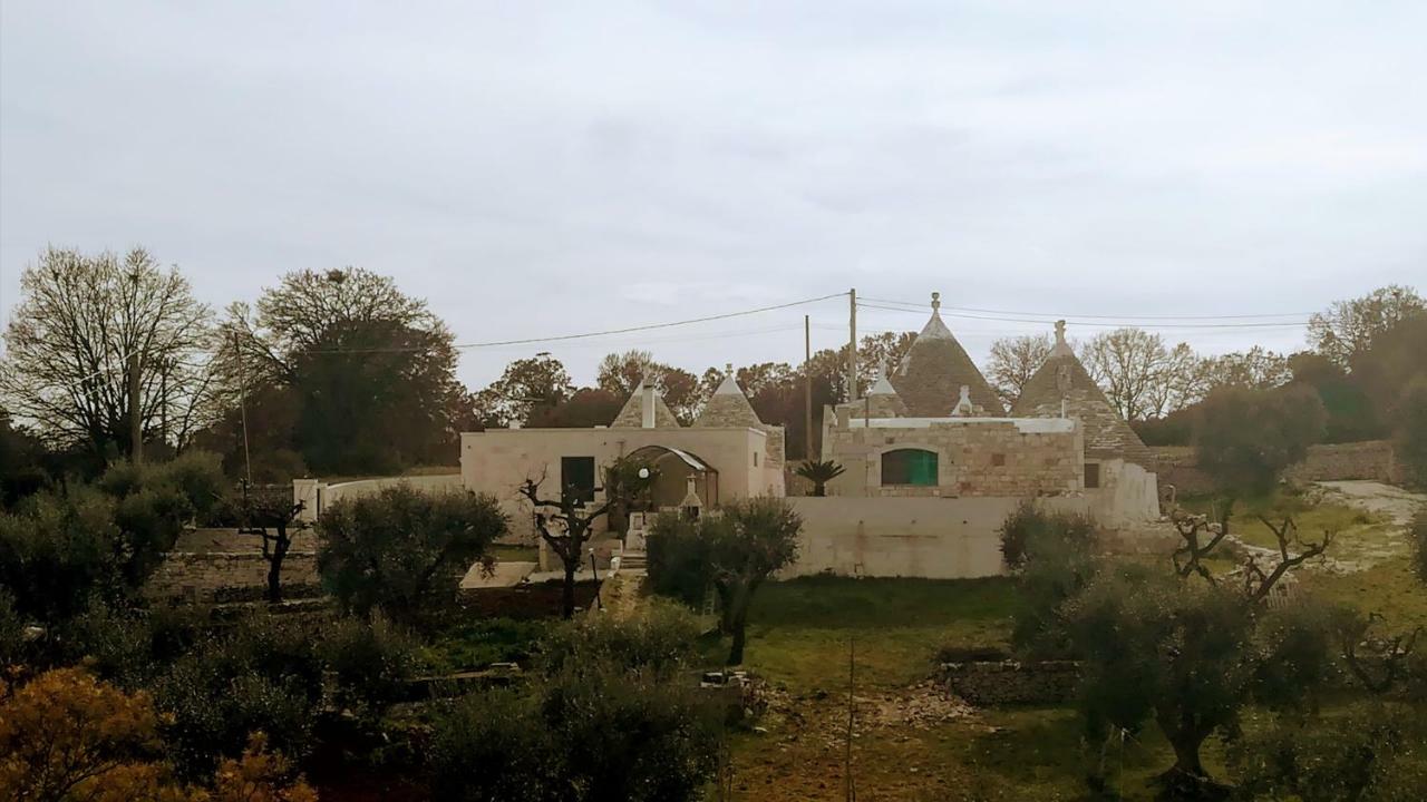 Trullo Le Tre Sorelle Guest House Cisternino Luaran gambar